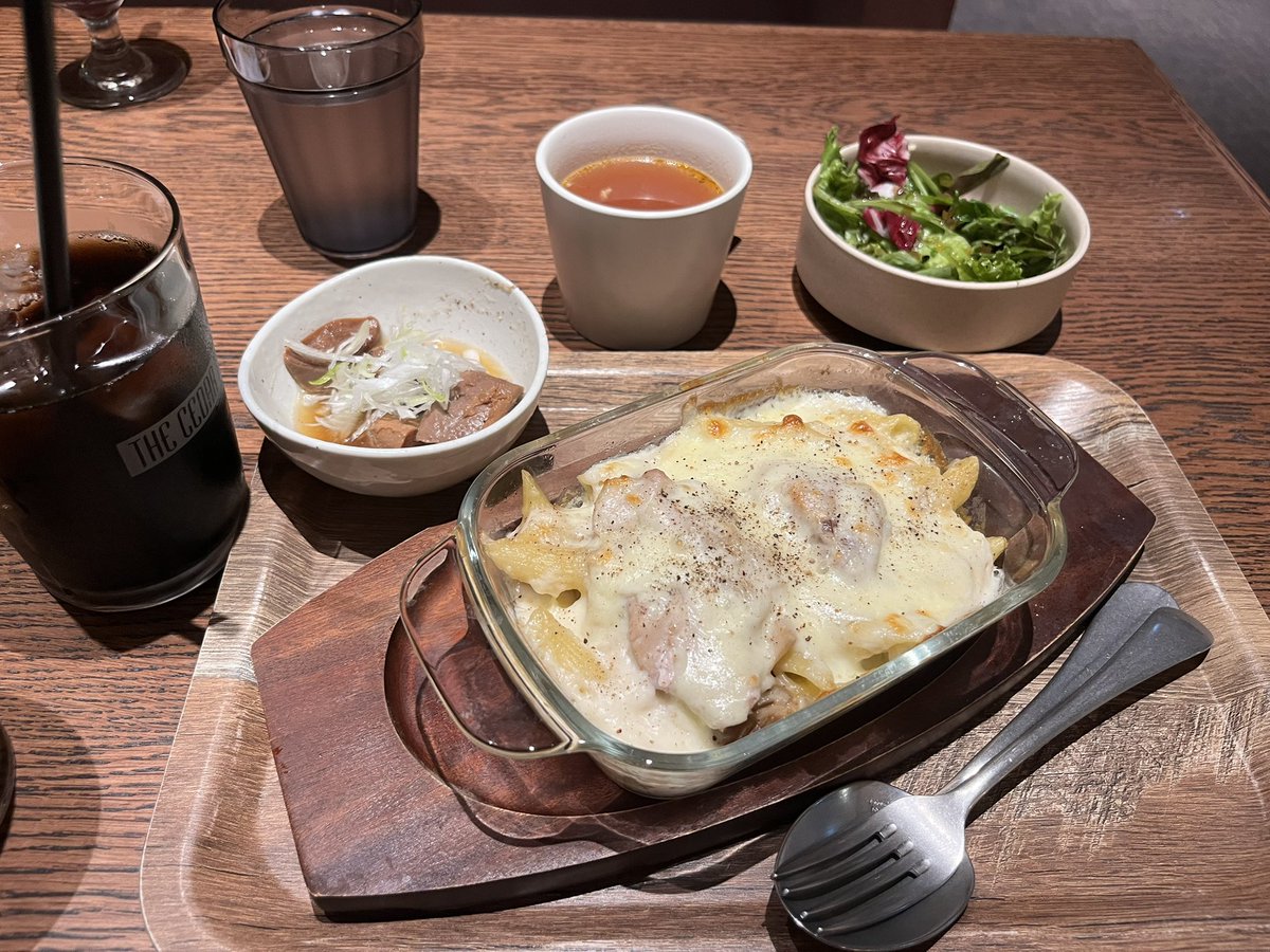 kemo026's tweet photo. ねこさんロスが今1番効いてるのですがぼちぼち通常な生活になり美味しいものを食べサウナにはいりゲームをする日々が幸せでございます✨️レストランメニューも新鮮で美味しい♡そして9.10.11.シェアサウナdayですしでよろしくお願いいたします🧖‍♀️
ランチのサンドイッチがボリューム満点腹パン！ https://t.co/7lCFmDf7kJ