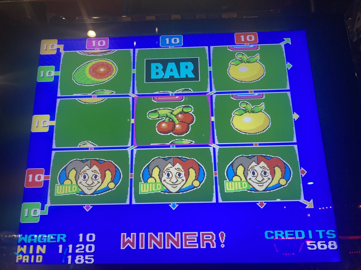 tomato_topia's tweet photo. やべぇの引いた🤣カジノだったらなぁ💵✨ https://t.co/TnbiQORKTq