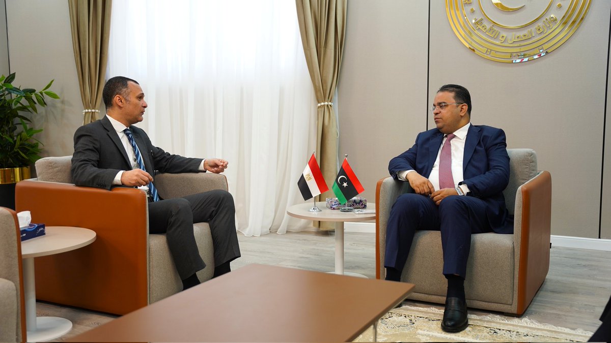 MLR_Libya's tweet photo. بحث وزير العمل والتأهيل المهندس علي العابد الرضا مع القائم بأعمال سفارة جمهورية مصر العربية لدى ليبيا، آليات تنظيم أوضاع العمالة المصرية واستكمال الإجراءات المنظمة لعملها وفق التشريعات الليبية النافذة.
🔗 رابط الخبر: https://t.co/hD1aedtHoFوزير-العمل-والتأهيل-يلتقي-القائم-بأعم-2/ https://t.co/oERK6Qny2j