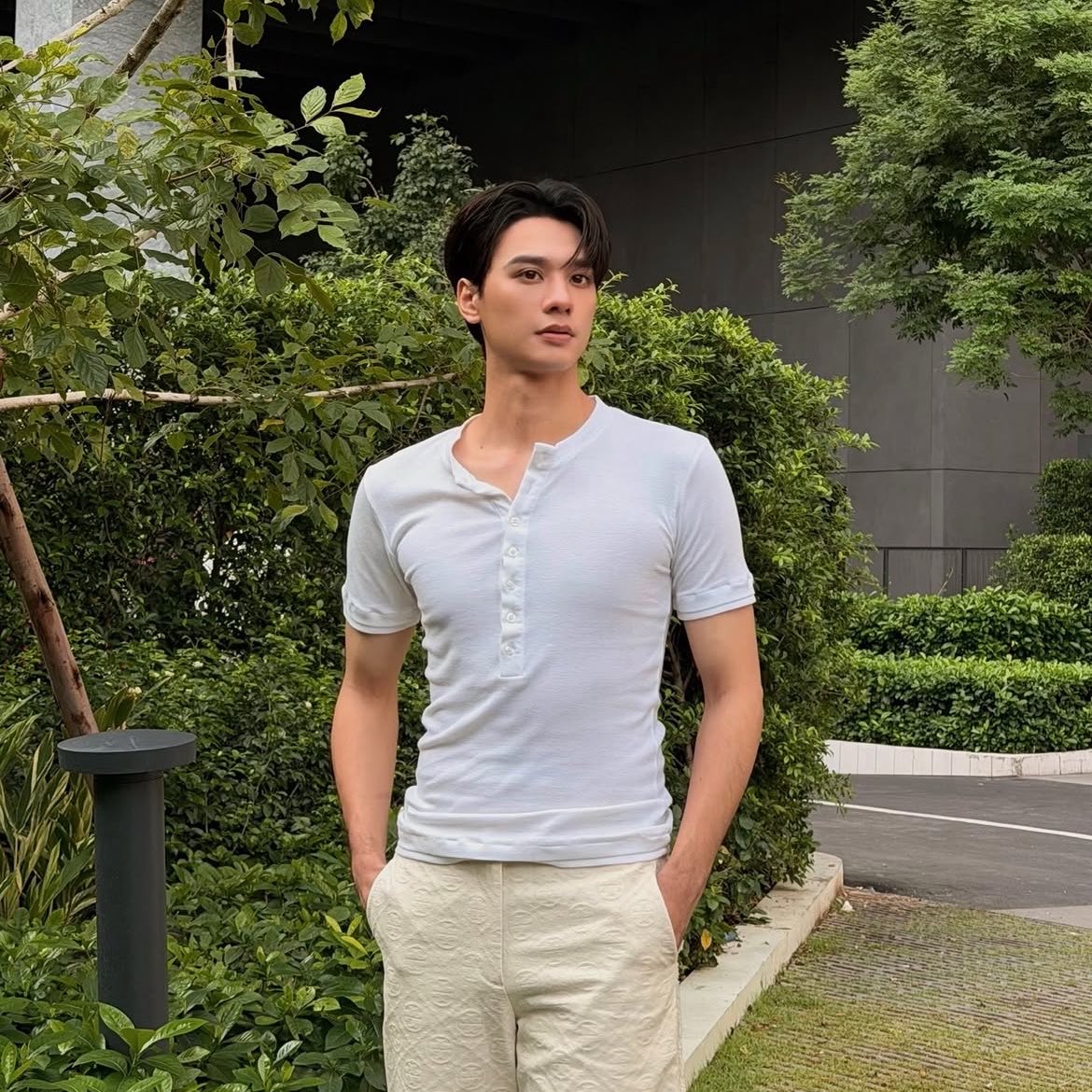 flowerknows614's tweet photo. กระดุมเสื้อป๊าสู้ ๆ 😭🤟🏻

#KengHarit https://t.co/bnjVJfeGbI