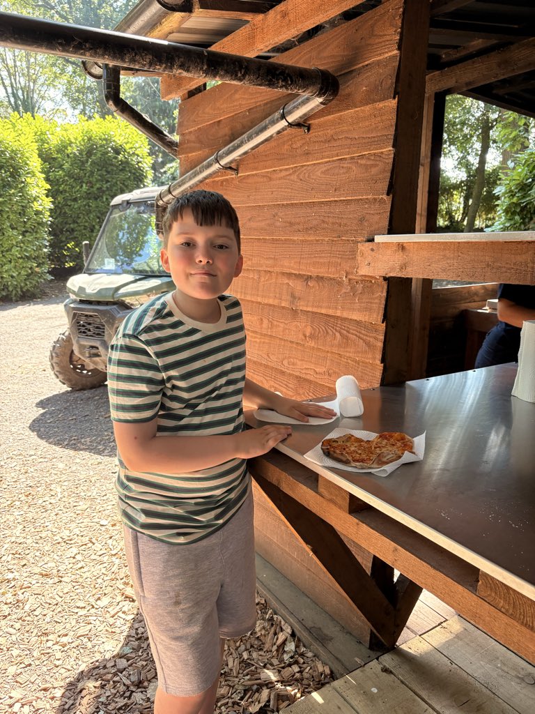 MissNelsonNYP's tweet photo. Enjoying their pizzas @Oakerwood @NantYParcSchool https://t.co/5ZSuBL8s5T