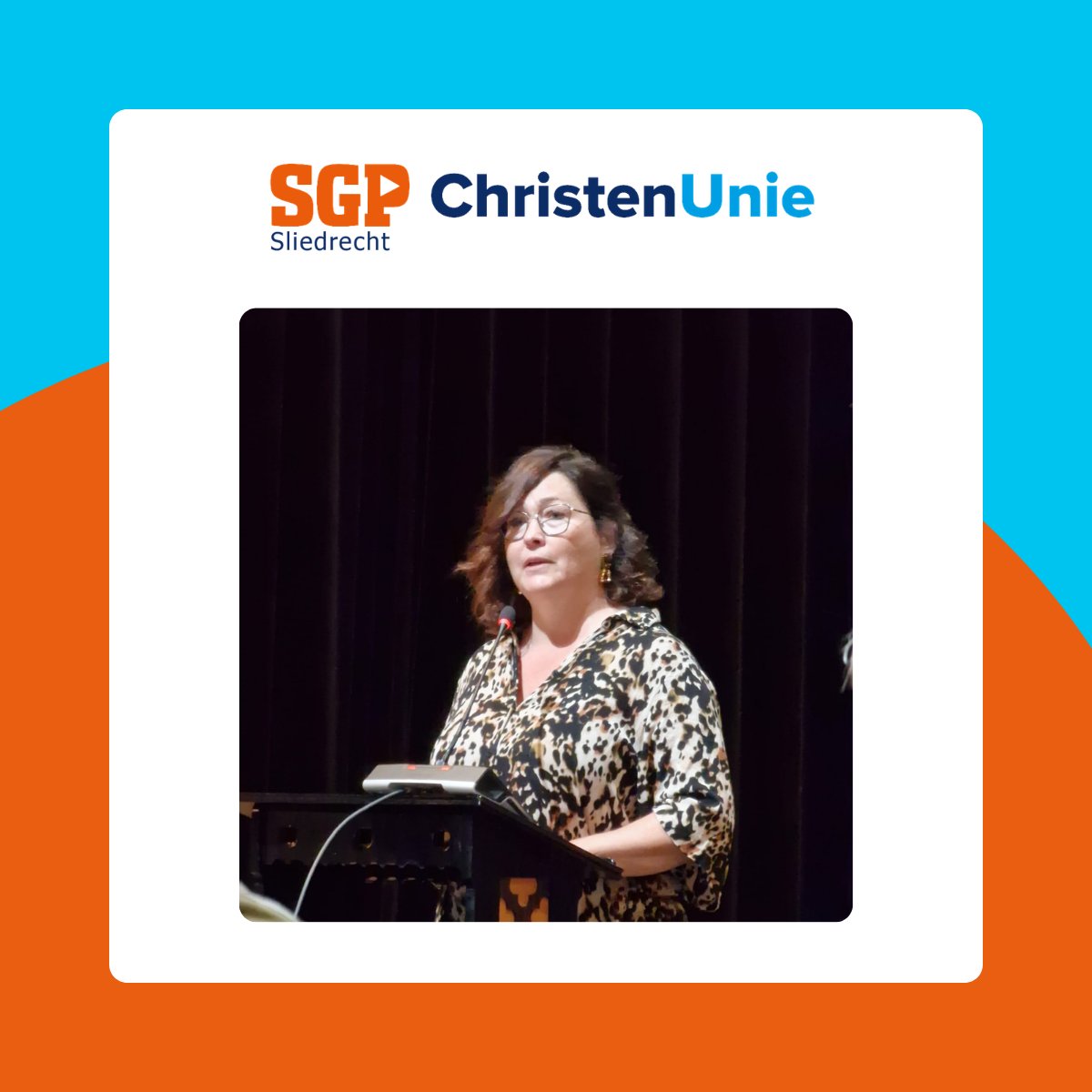 SGPCUSliedrecht's tweet photo. "Geweld in de privésfeer, intieme terreur en femicide vragen om snelle, gespecialiseerde en samenhangende hulpverlening!"

SGP-CU raadslid Noek Zakharious-Egas presenteerde dinsdagavond namens de gehele raad de motie 'Toegang tot specialistische hulp bij huiselijk geweld'. https://t.co/UVX9QYaFY0