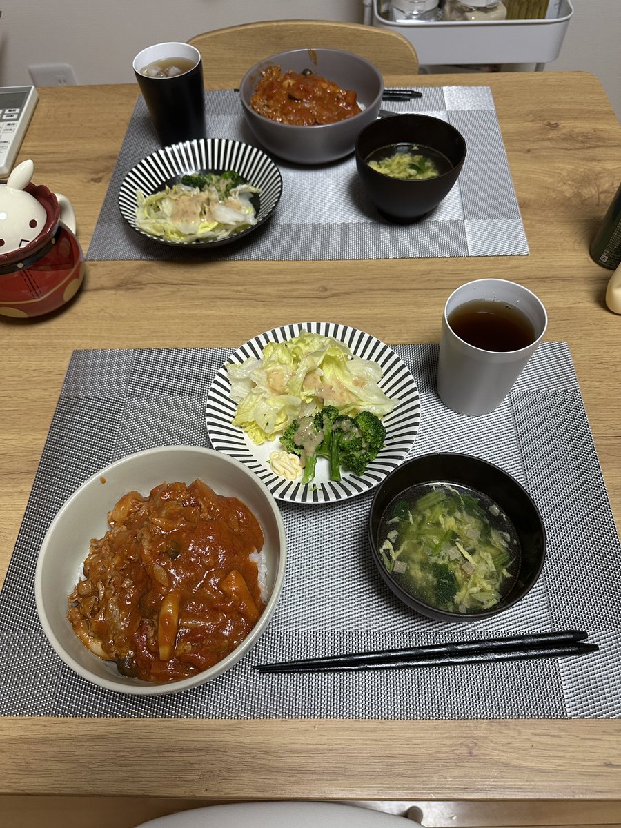 naopico_game's tweet photo. #なおちゃんの離乳食
 
今日のおしながき💕
こくうまハッシュドビーフ
レタスとブロッコリー
ほうれん草スープ（レトルト）

レトルトで手抜きしていくぅ！
こーれチーズかけたらあうでぇ https://t.co/hb2lTSNev1