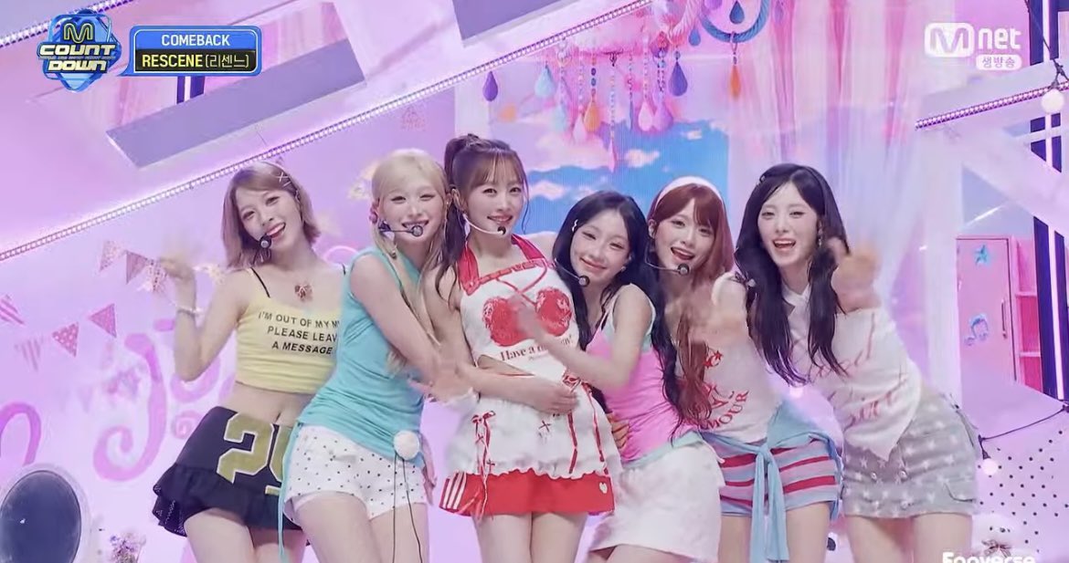keitadj3's tweet photo. #RESCENE Mカでカムバック

#KARA ニコル合流でエンディング妖精 https://t.co/hJHYPynfwe