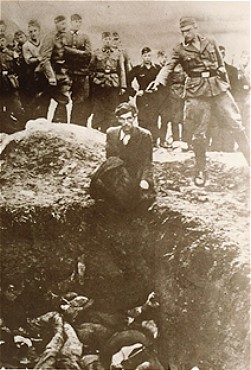 Yorukmaxxing's tweet photo. @Hunantankie Atatürk olmasa lenin ve satlin bokçuğunun  kariyer https://t.co/OUyXfeCIPY