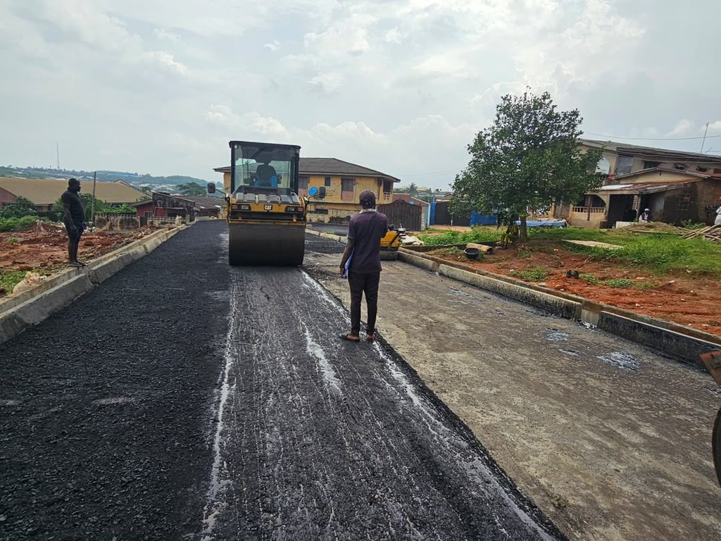 DapoAbiodunCON's tweet photo. We have reached another important milestone in our ongoing road infrastructure renewal programme with the laying of binder asphalt along Olojabara Street in Ijebu-Ode.

This phase of work reflects our unwavering commitment to delivering durable and high-quality road infrastructure that improves connectivity, enhances safety, and supports economic activities within our communities. We remain focused on ensuring that every project is executed to the highest standard and completed for the lasting benefit of our people.

Our administration will continue to invest strategically in critical infrastructure across Ogun State, as we remain committed to building roads that improve lives, stimulate development, and create a more prosperous future for all.

#BuildingOurFutureTogether