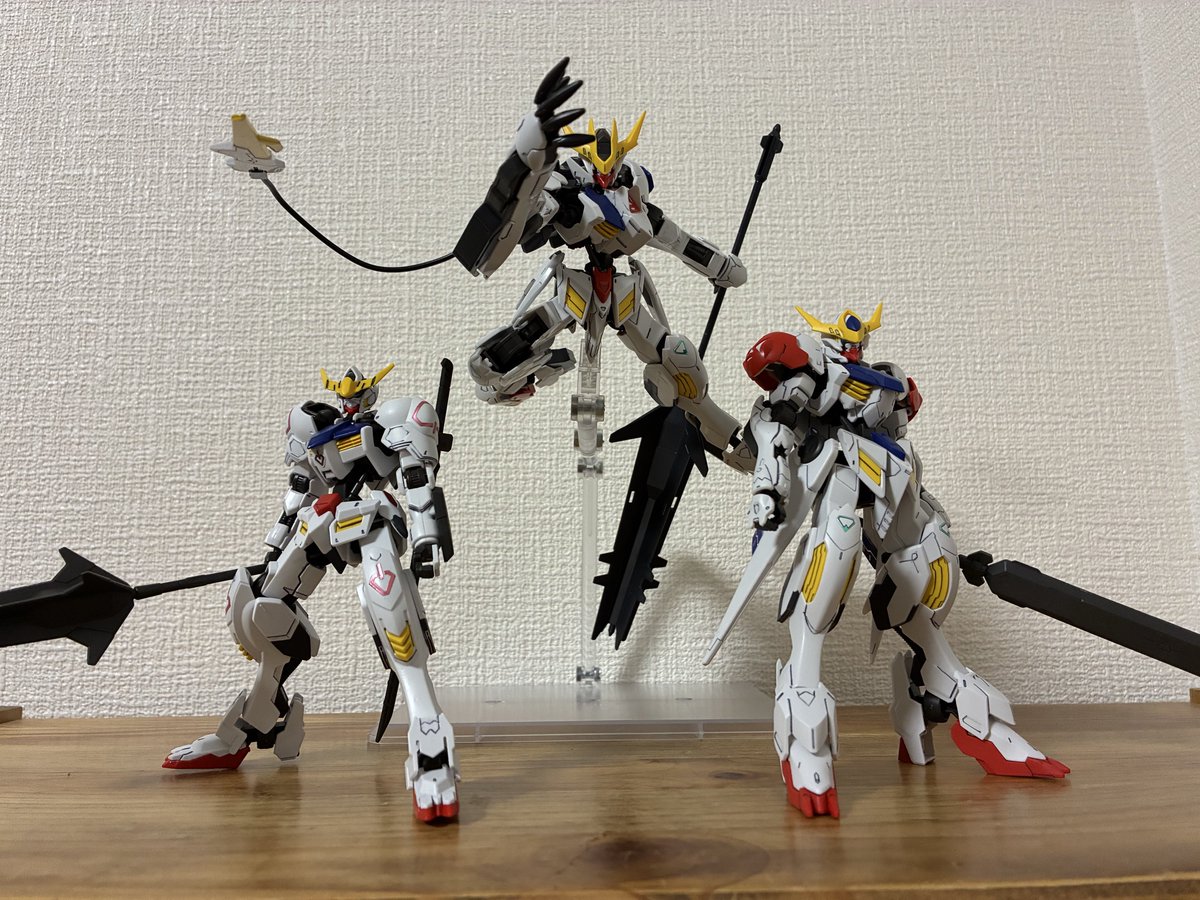 Protest96's tweet photo. プラモが増えてきてしまった https://t.co/zhwXm4sytm