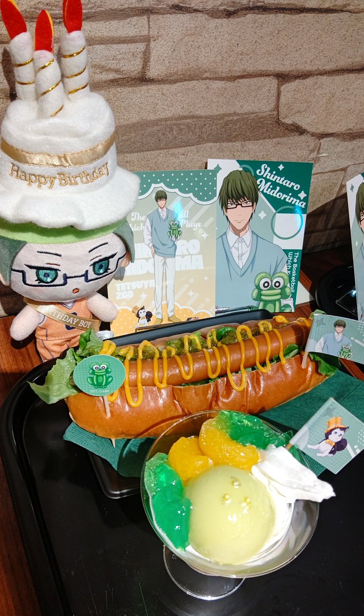 soyo_21's tweet photo. みどりん2日遅れのお誕生日のお祝い inナンジャタウン https://t.co/J9ISfD4kSH