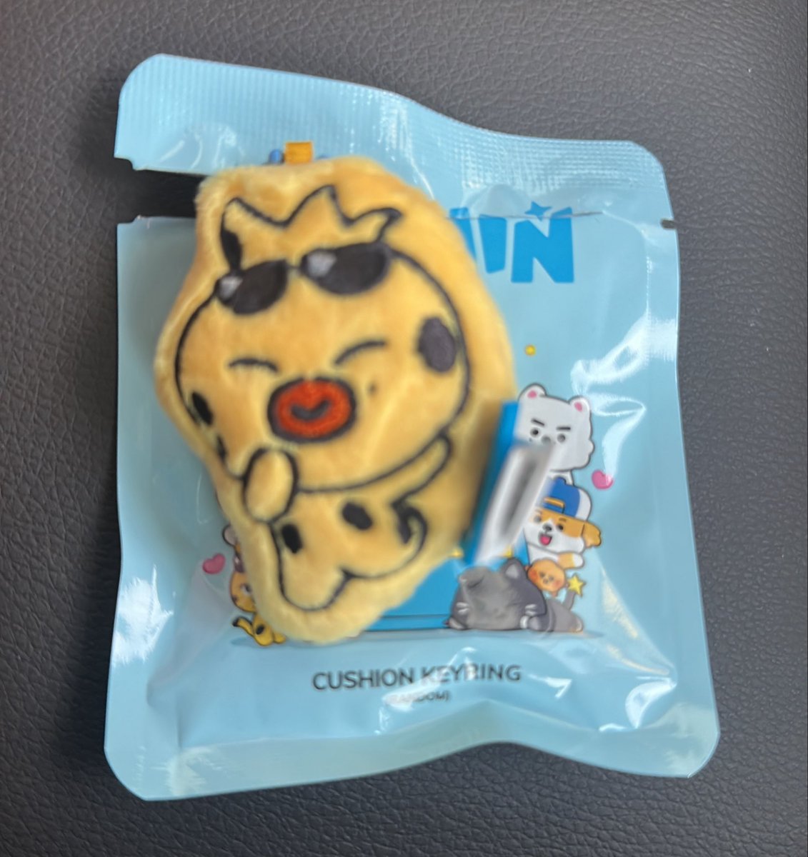 wonmaum29's tweet photo. ENHYPEN ENCHIN
クッションキーリング

譲･･･ニキ
求･･･ジョンウォン

郵送希望
お気軽にリプください

#ENCHIN交換 https://t.co/F9tXUaz3k3