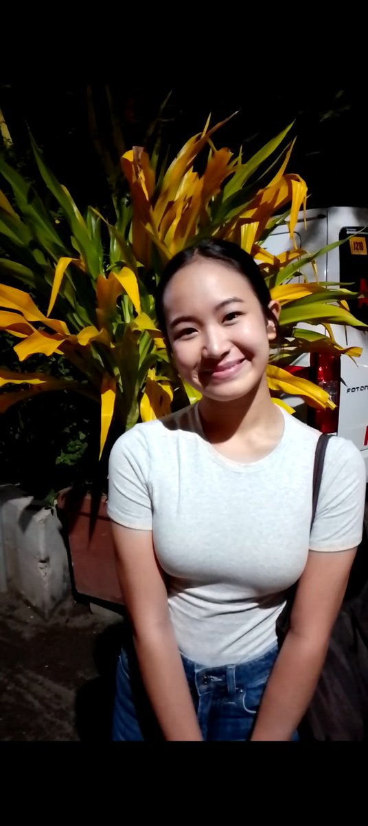 msmaam29's tweet photo. hello caprice:) https://t.co/4QOr7CWNkv