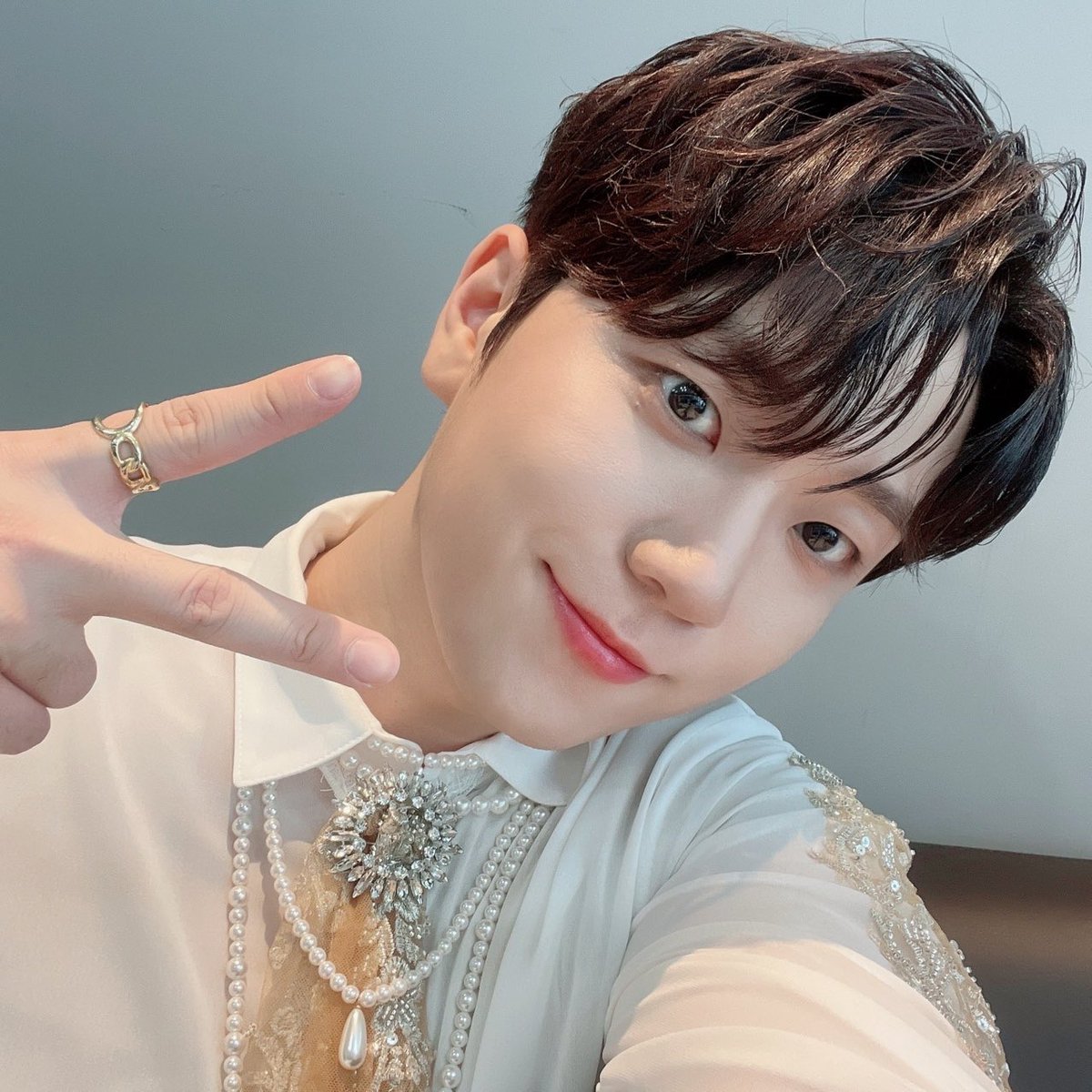 sy_fore's tweet photo. 우리마 생일 축하해애애앵

#여름보다_눈부신_우림이_생일
#Happy_Woorim_Day https://t.co/S0fdQDA4pw