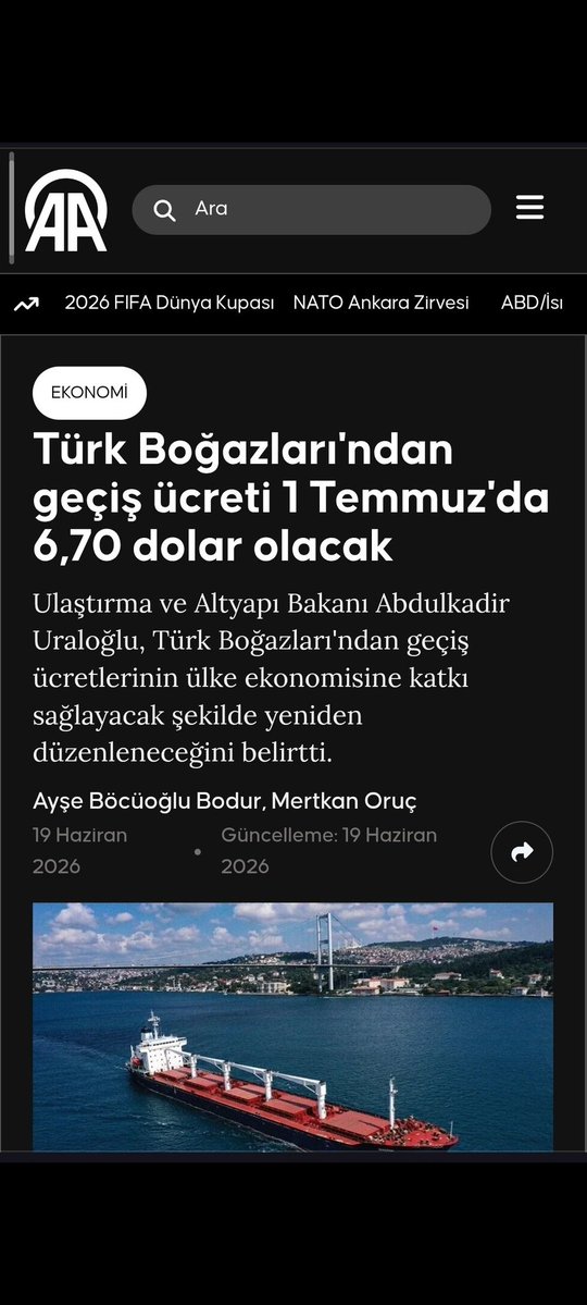 TPakben's tweet photo. Rusya ile ilişkilerimiz gittikçe bozuluyor, Amerika ile ilişkilerimiz düzeliyor. Ukrayna'ya verdiğimiz Askeri destek artarak devam ediyor. 

1. Türkiye boğazlardan geçişlerde 1 Temmuz 2026 dan itibaren hizmet bedeli olarak transit geçişlerde taşınan yükten net ton başına hizmet bedeli olarak 6.7 $ ücret almaya başladı. Ödeme yapmayan gemiler bekletiliyor. Bundan en çok Rusya yönetimi ve Yunanlı armatörler rahatsız. 

2. Sayın Erdoğan NATO toplantısı sırasında Ukrayna'ya verdikleri desteğin artarak süreceğini bildirdi.
Erdoğan, "Ukrayna Savaşı’nda Sayın Trump’ın barış vizyonunu paylaşıyor, Ukrayna’nın Öncelikli İhtiyaçları Listesi (PURL) girişimine desteğimizi bildiriyorum. Ukrayna’ya kendi millî envanterimizden sağladığımız askeri desteğe ek olarak PURL girişimi kapsamında katkımızı sürdüreceğiz. Ukrayna’yı desteklerken Rusya’yı da barışa yönlendirecek şekilde iletişim kanallarımızdan istifade ediyoruz." ifadelerini kullandı.