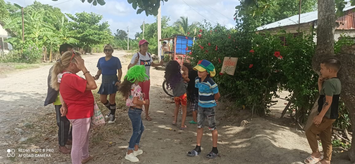 YuliethGh1988's tweet photo. Llega el espacio cultural Por mi Barrio hasta el reparto Martín Peña en la demarcación de Tacajó. Los trabajadores de la Casa de Cultura junto a la Brigada José Martí les regalaron una mañana inolvidable.
#BJMPresente https://t.co/BZTSlbhwU5