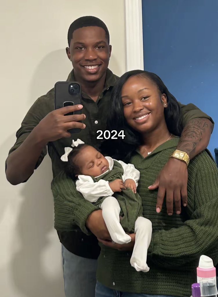 saint_oreoluwa's tweet photo. From college sweethearts to building the dream life together.m❤️🎓💍👶🚛🏡 https://t.co/XAGGP0q6lo