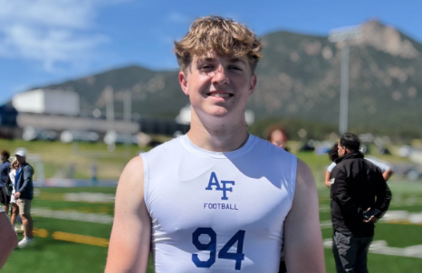 sixstarfootball's tweet photo. EVENT COVERAGE | Several rising prospects impress at Air Force

📈Strong showings elevate recruiting stock in front of Air Force staff

📖Full recap+Scouting reports now live!

STORY:▶️https://t.co/pmuJmXLfzx

@Charlie_Annee07 @jacksonaune75 @WillBradley2027 @dockmileslove1 @LukeHanifan @CalebKlover59 @JDMoore2027 @nudd_andrew @MaddenPohl @mgpooley13 @tapia_matthew01 @mvandenweghe09 @JayWatts82