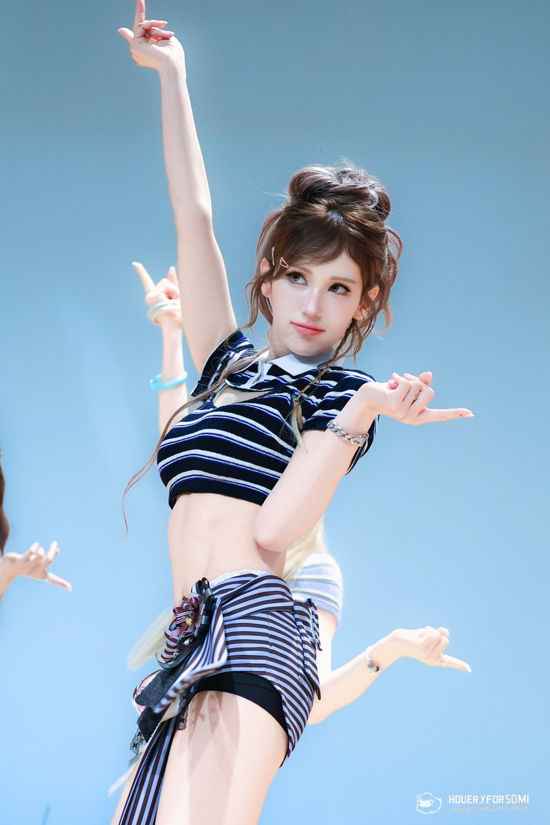 HOUERforSOMI39's tweet photo. 260523 케이타운포유 팬싸인회 HQ.
Suddenly

#전소미 #JEONSOMI #아이오아이 #IOI https://t.co/ZNd1Jlf685