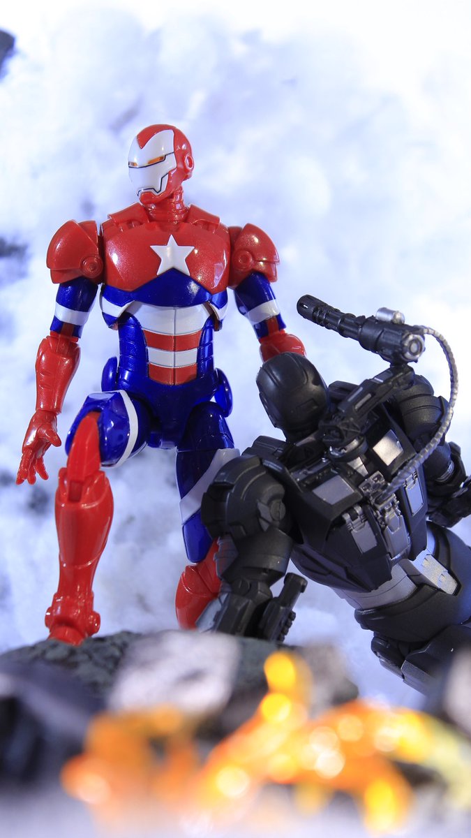 ChrisJAAMmmmm's tweet photo. Iron patriot ends War Machine?

#ironman #warmachine #marvel https://t.co/nuBhLbogsS