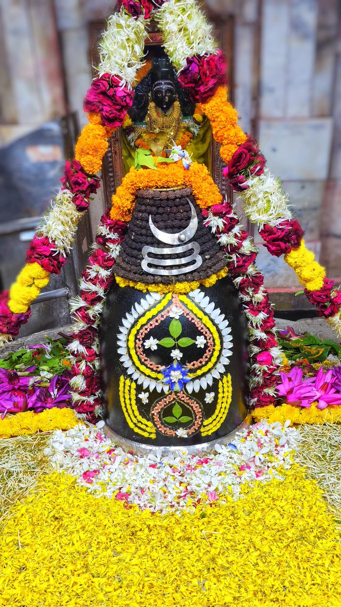 piyushfofandi's tweet photo. श्री अहल्याबाई मंदिर, 
प्रभासक्षेत्र - गुजरात (सौराष्ट्र)
दिनांक: 09 जुलाई 2026, 
ज्येष्ठ कृष्ण नवमी - गुरुवार https://t.co/bYA2Z1q429