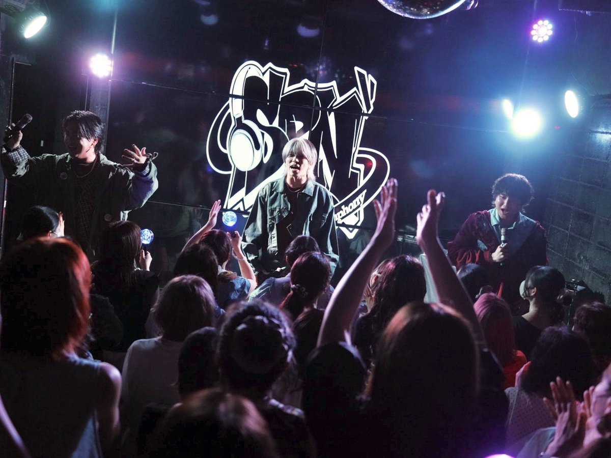 SPN__official's tweet photo. 本日は「ALL LOVE」DAY.2💥
ありがとうございました‼️

この場所に僕たちを呼んでくれた
"BREAQQQL"本当にありがとう。
フロアのみんなも素敵でした🤝

"BREAQQQL"が大好きです。

#Synphony #BREAQQQL https://t.co/Vt1H9rv9qJ