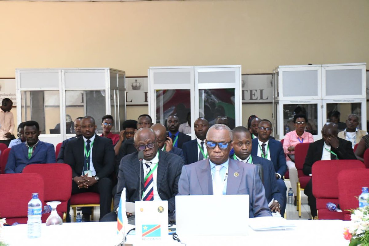 NtareHouse's tweet photo. Ce jeudi 9 juillet 2026, Son Excellence Monsieur le Vice-Président de la République du #Burundi, Ir. Prosper BAZOMBANZA, a présidé la cérémonie d'ouverture de la Conférence Régionale du Comité des Services de Renseignement et de Sécurité Africains (CISSA) – Afrique Centrale, tenue sous le thème :
« Sécurité Régionale dans un contexte mondial lié au multilatéralisme : enjeux et implications pour la région de l'Afrique Centrale face à l'insécurité causée par les groupes rebelles et les groupes armés négatifs ».

Dans son allocution d'ouverture, le Vice-Président a relevé que l'Afrique Centrale fait face à des menaces sécuritaires d'une complexité croissante, notamment la persistance des groupes armés, le terrorisme et la criminalité transnationale organisée.

Il a fermement affirmé qu'aucun État ne saurait relever seul ces défis, plaidant pour un renforcement substantiel de la coopération régionale, du partage du renseignement et de la coordination des opérations entre États membres.

Le Vice-Président a également mis en garde contre les conflits alimentés par la convoitise des richesses naturelles de la région, appelant les États à intensifier leur concertation pour faire face collectivement à ces menaces communes.