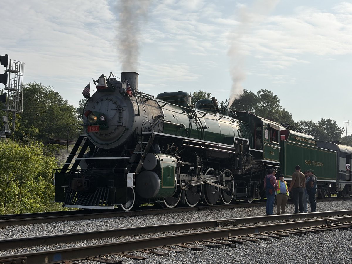DanSamRR's tweet photo. Hello Rail fans,
Green Southern 4501, passengers and excursions days, also one of our first model train, HO scale 
At TVRM https://t.co/nrzoEF7Bpy