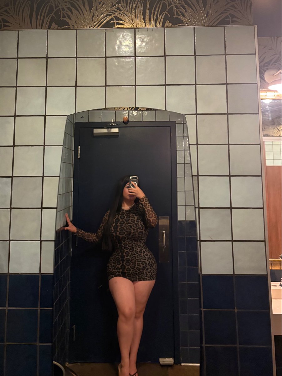 Araceli6_'s tweet photo. 🐆🪩🖤 https://t.co/ty4Den7prd