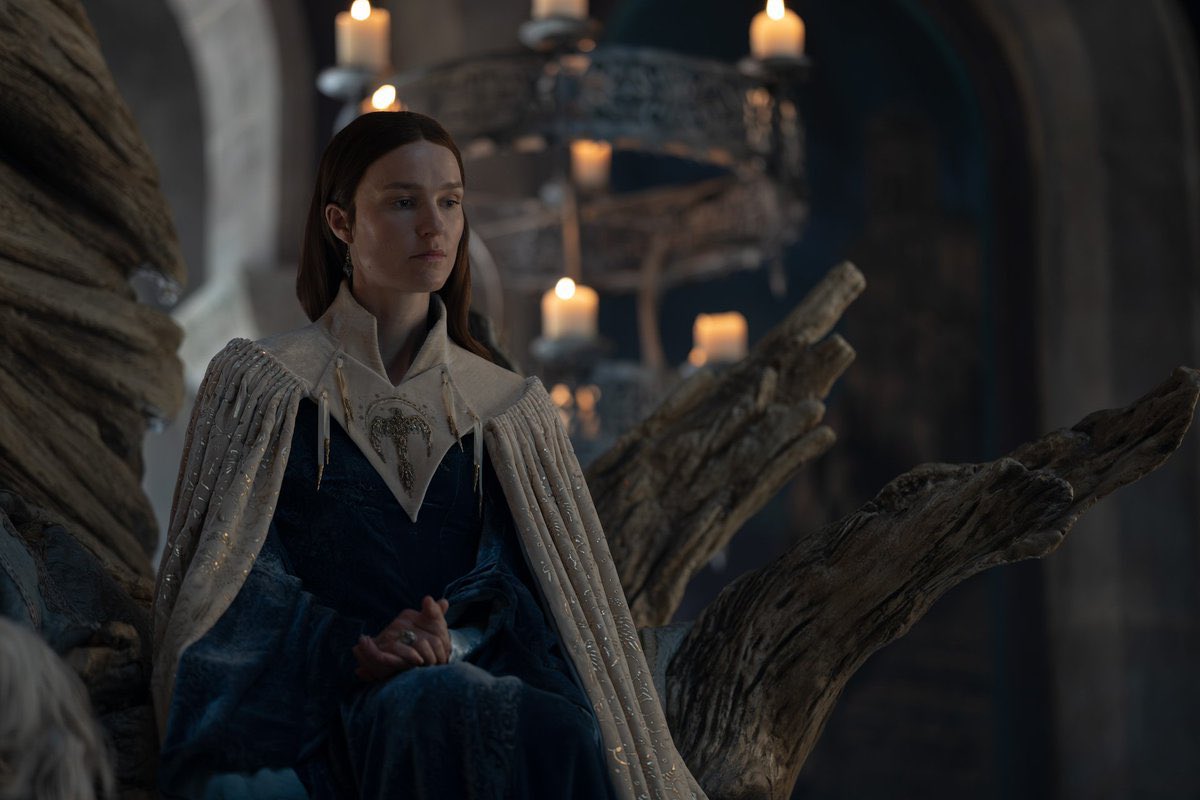 daeron targaryen you fuckin loser come back to bed tweet media