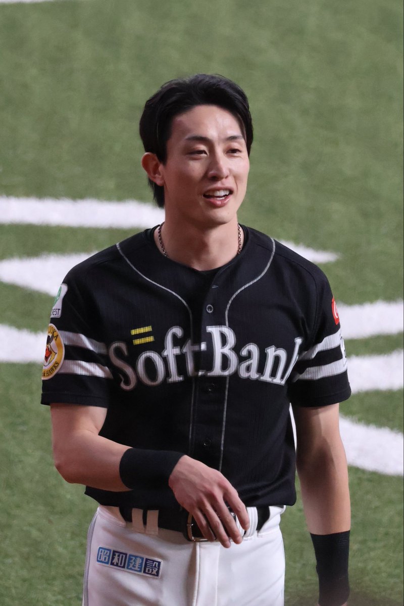 4lyug0_'s tweet photo. 相変わらず爽やかな佑京さん
 #周東佑京  #sbhawks https://t.co/mWAk01HlUP