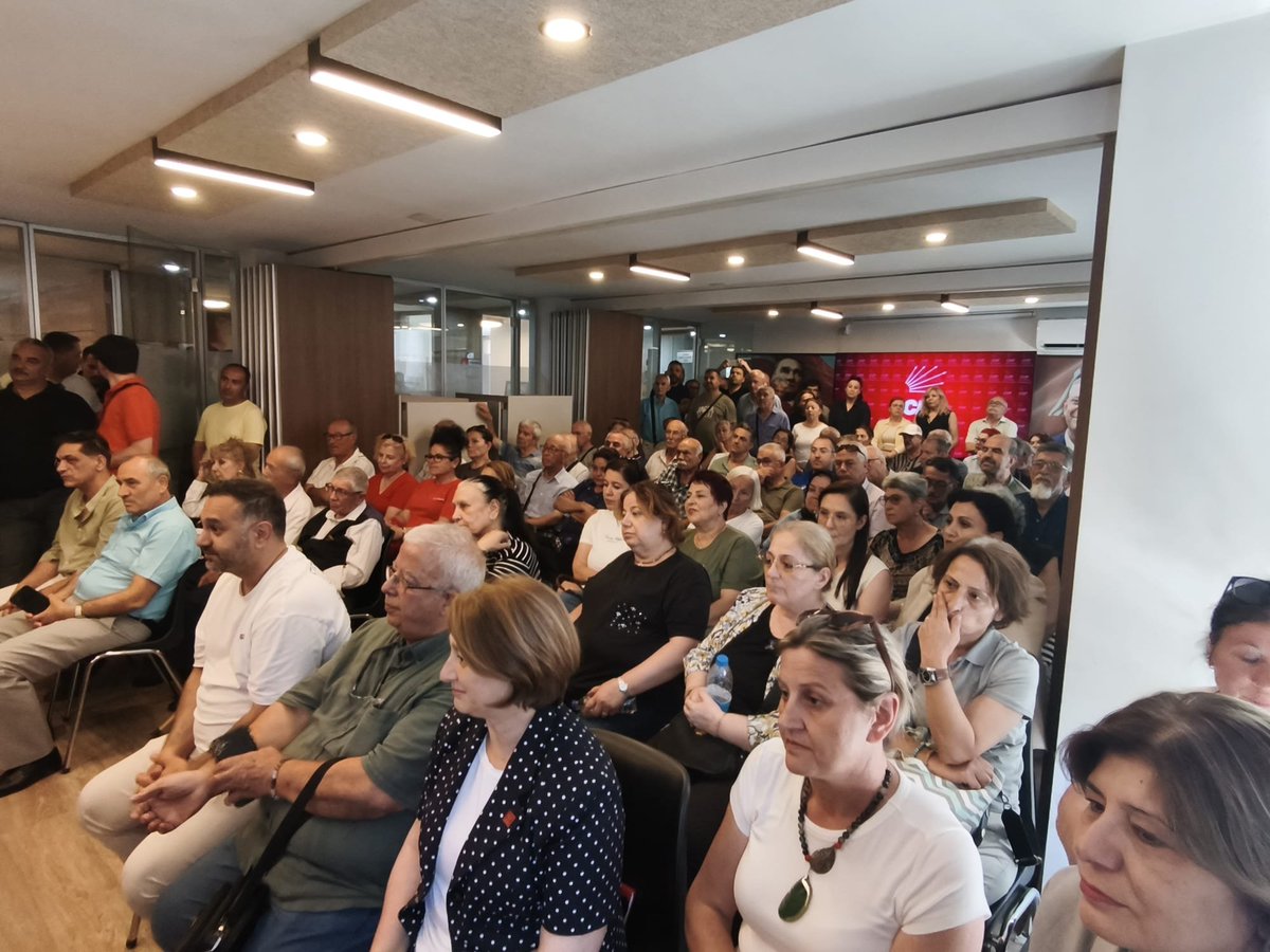 balikesiryeni's tweet photo. Örgütlerden Sorumlu Genel Başkan Yardımcımız @EnsarAytekin10'in katılımıyla Altıeylül ve Karesi örgütlerimizin üyeleriyle verimli toplantılar gerçekleştirdik.

Örgütümüzün kararlılığını, dayanışmasını ve mücadele azmini bir kez daha ortaya koyduk. https://t.co/47Srzep02m