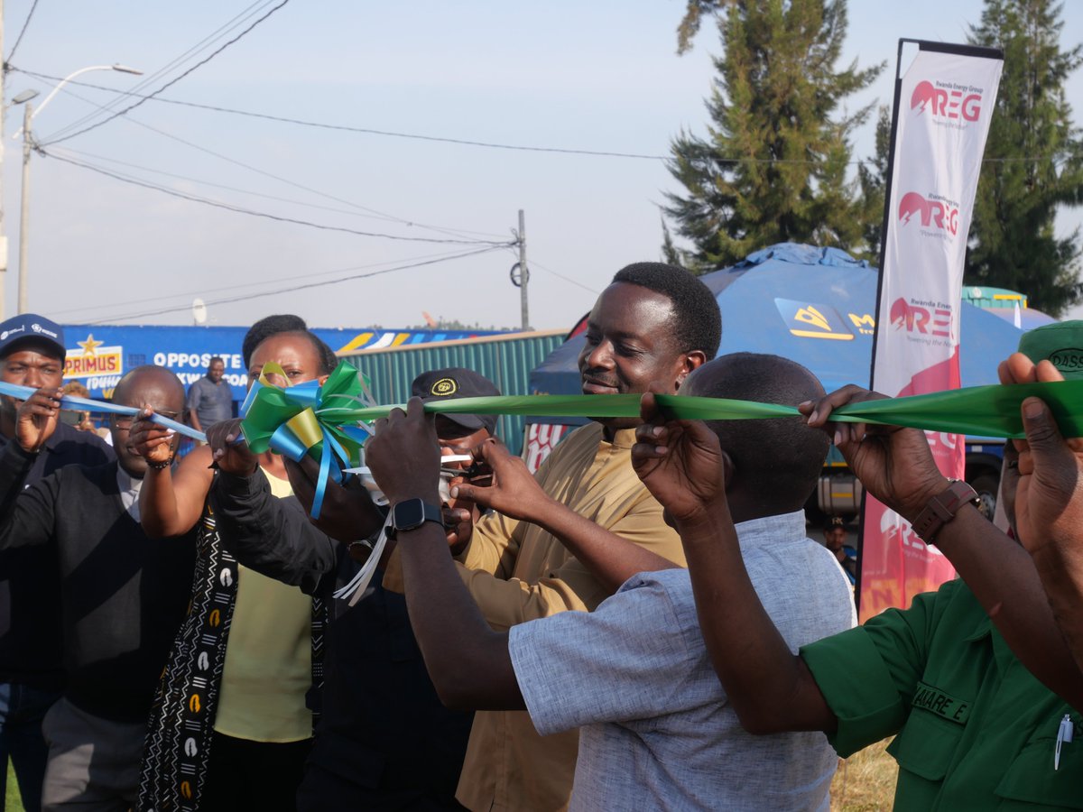 CladhoRwa's tweet photo. 1. Kuri uyu wa 8/07/2026,mu karere ka Gicumbi habereye "OPEN DAY" y' iminsi 3,aho abafatanyabikorwa b'aka karere barimo na #CLADHO bamuritse ibikorwa byabo byatumye iterambere ry'umuturage rigaragara muri uyu mwaka w'ingengo y'Imari ushize.@CladhoRwa @WVRwanda @safari_emma https://t.co/zoy6cKUwlG
