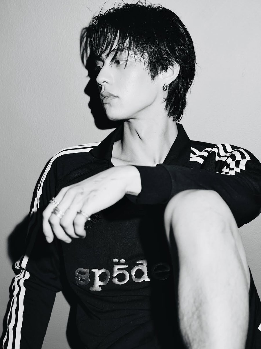 Auntiemanee1's tweet photo. เป็นแก้วเป็นแสงละเกินพ่อคุณเอ๊ยย✨✨✨✨✨
#adidasxbright 
#bbright @bbrightvc 
#adidas #adidasthailand https://t.co/MMExaDXwO3