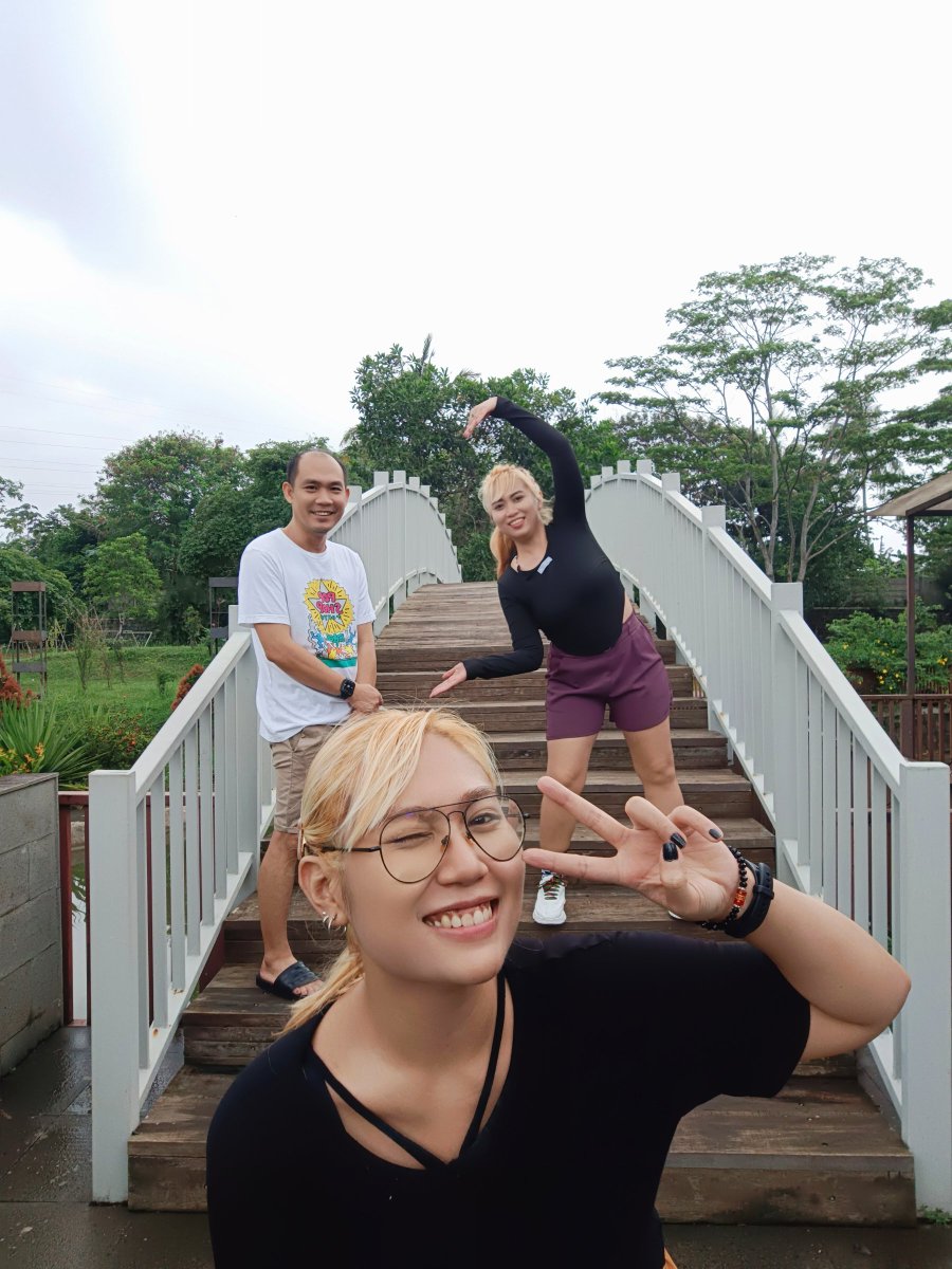 junowbabe's tweet photo. Belated happy birthday Cousin.. take us back 🇮🇩 hihi 
  HBD din uncle, Tito Monet.. we miss you 🫂 https://t.co/SBbp6m0d8x