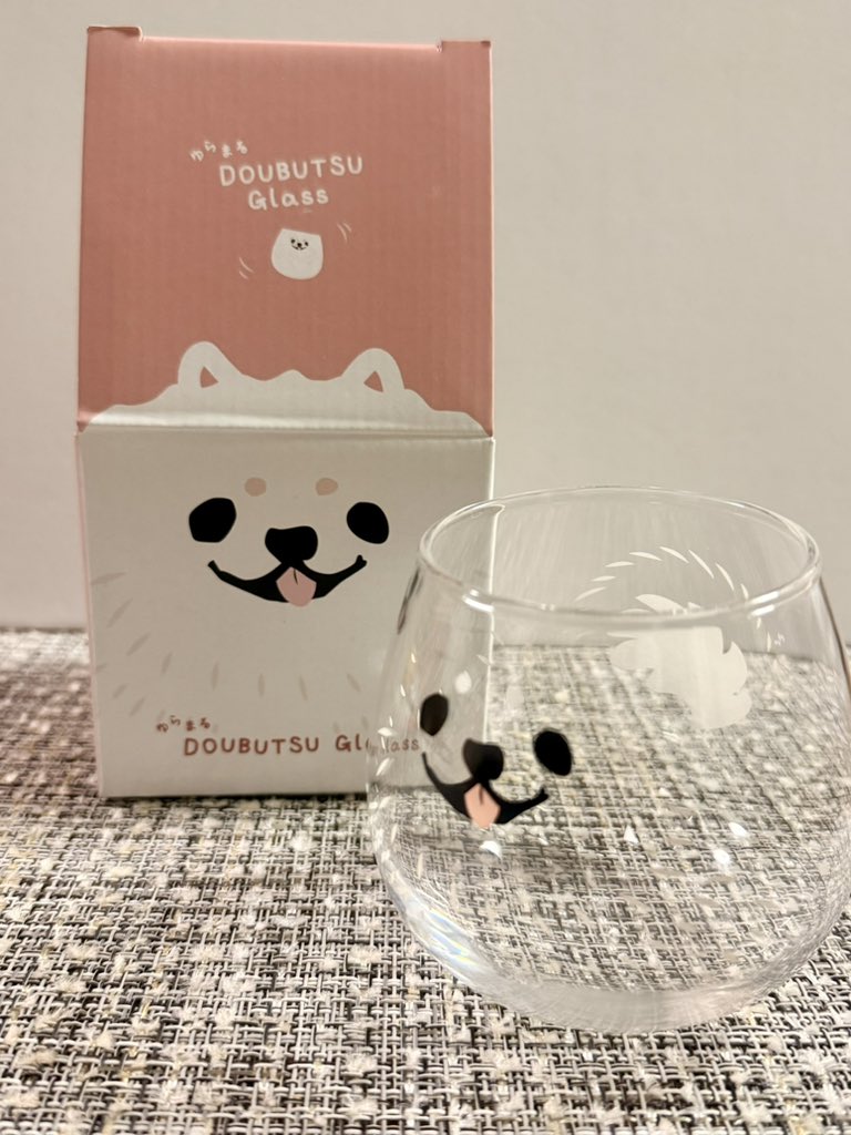 po_iz's tweet photo. 注ぐ飲み物で毛色が変わるグラス、かわいいね https://t.co/HSi25825Uy