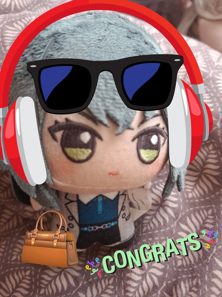 yahamaybe's tweet photo. tomorrow,  temanui  will  travel  by  train  for  the  first  time.  congrats  temanui,  u  will  see  polish  fields.  maybe  cows  or  horses  if  were  lucky....  temanui  is  in  her  adventurer  era  everyone https://t.co/uO7nI1OEud