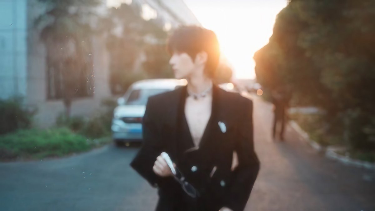 Lookpaer2535's tweet photo. Golden hour ชั่วโมงต้องมนต์เพราะขาวมาก🤭🤫 https://t.co/Gi0cNlJQX4