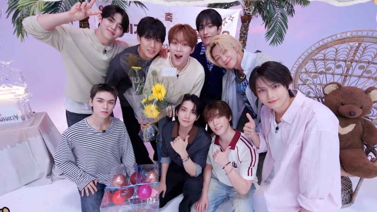 KyeomsBaekery's tweet photo. thank you for this beautiful show, seungkwan. this show brought so much comfort and happiness. i’m so proud of you. you did so well, mc boo🥹🤍 https://t.co/Rqnqt9StdA