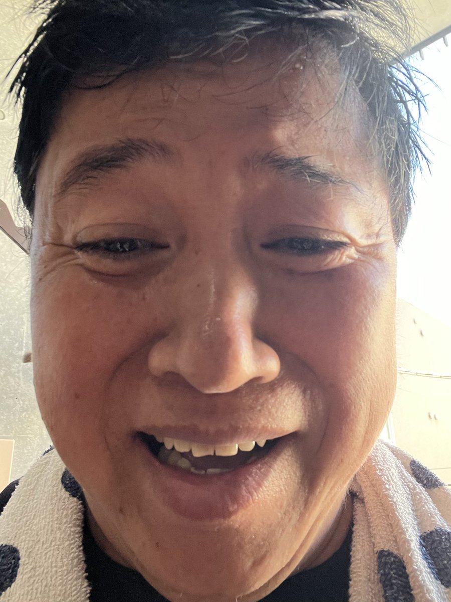 wild_sugichan's tweet photo. 今日、ミニスギちゃんに注意されたぜぇ

スギちゃんがご飯食べながら携帯ゲームをやってしまったんだぜぇ

そしたらミニスギちゃんが、ご飯とゲームダメと言ってきたぜぇ

ごめんねって言ったら

ちゃんと言ってって言ってきたぜぇ

ちゃんと、ゲームしてる時にご飯食べちゃってごめんねって言ってって言ってきたぜぇ^_^

ご飯食べてる時にゲームしちゃってじゃなくて？^_^

ゲームが軸なの？意味合い変わってこない？だぜぇ^_^

どんだけ和ませてくれるんだぜぇ^_^

気をつけるねだぜぇ^_^