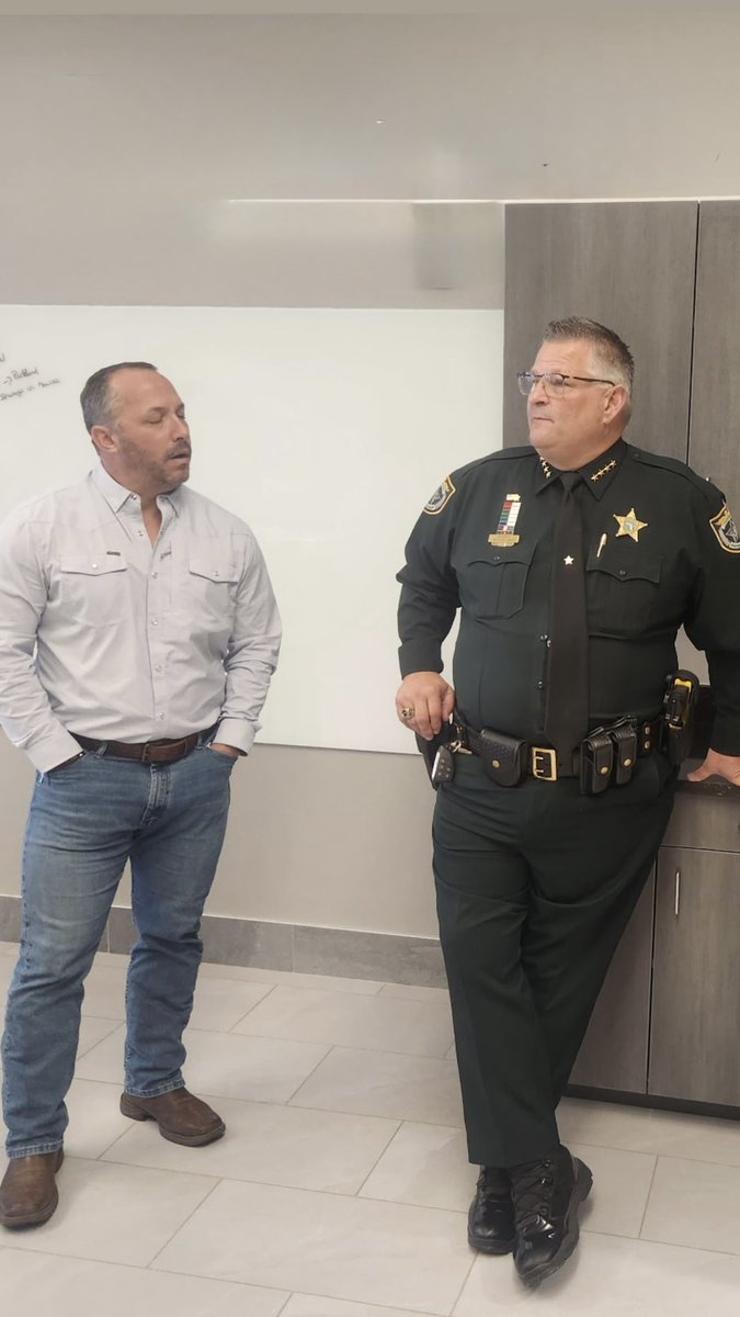 dannyalvarezsr's tweet photo. SHERIFF WAYNE IVEY
 "Danny Alvarez is the kind of leader Florida needs. He’s tough, principled, and always willing to roll up his sleeves to solve problems and support law enforcement. He approaches every challenge with determination and understands that meaningful results come from building strong partnerships and standing firm on your values."
@SheriffIvey