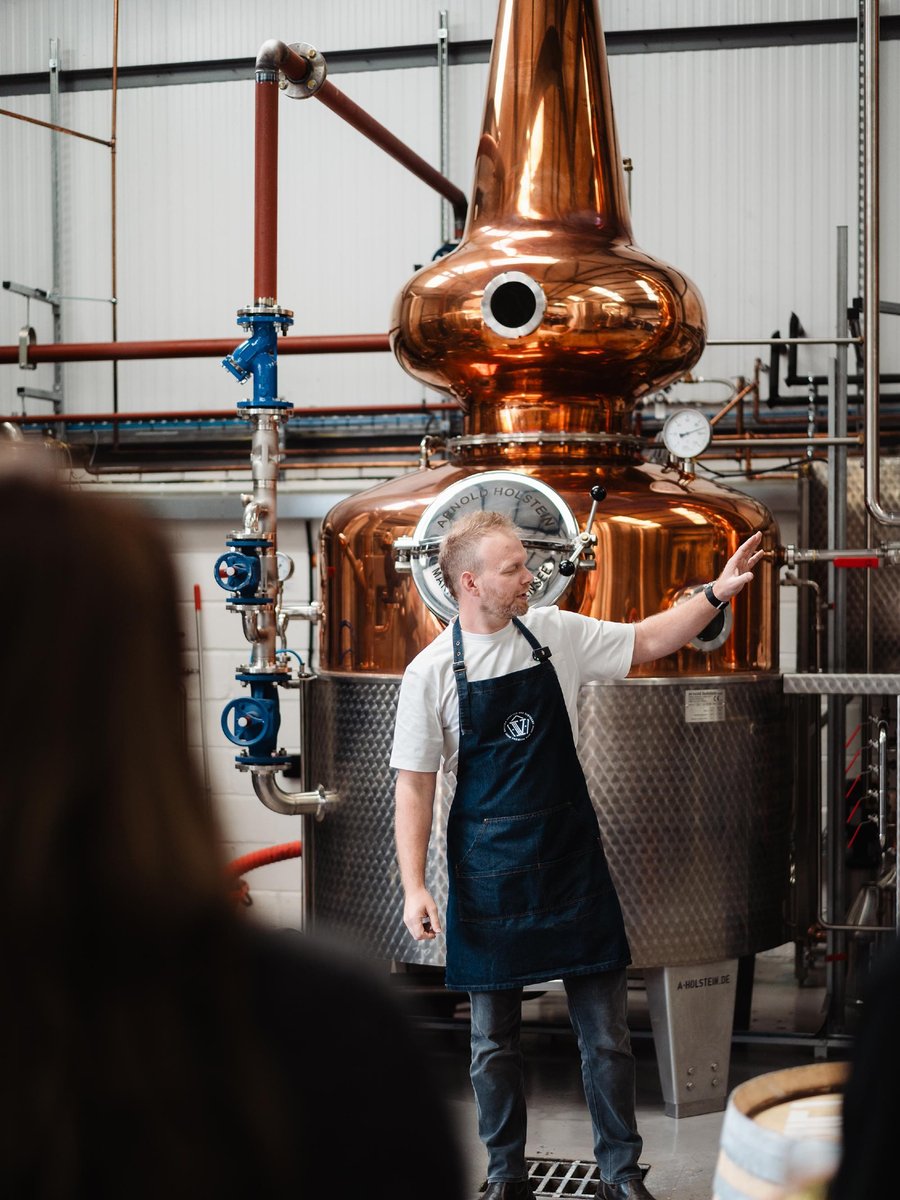 vrumofficial's tweet photo. Hey Arnold! (Holstein) 👋

#vrum #greatbritishrum #distillery https://t.co/MZdOEiKdfB