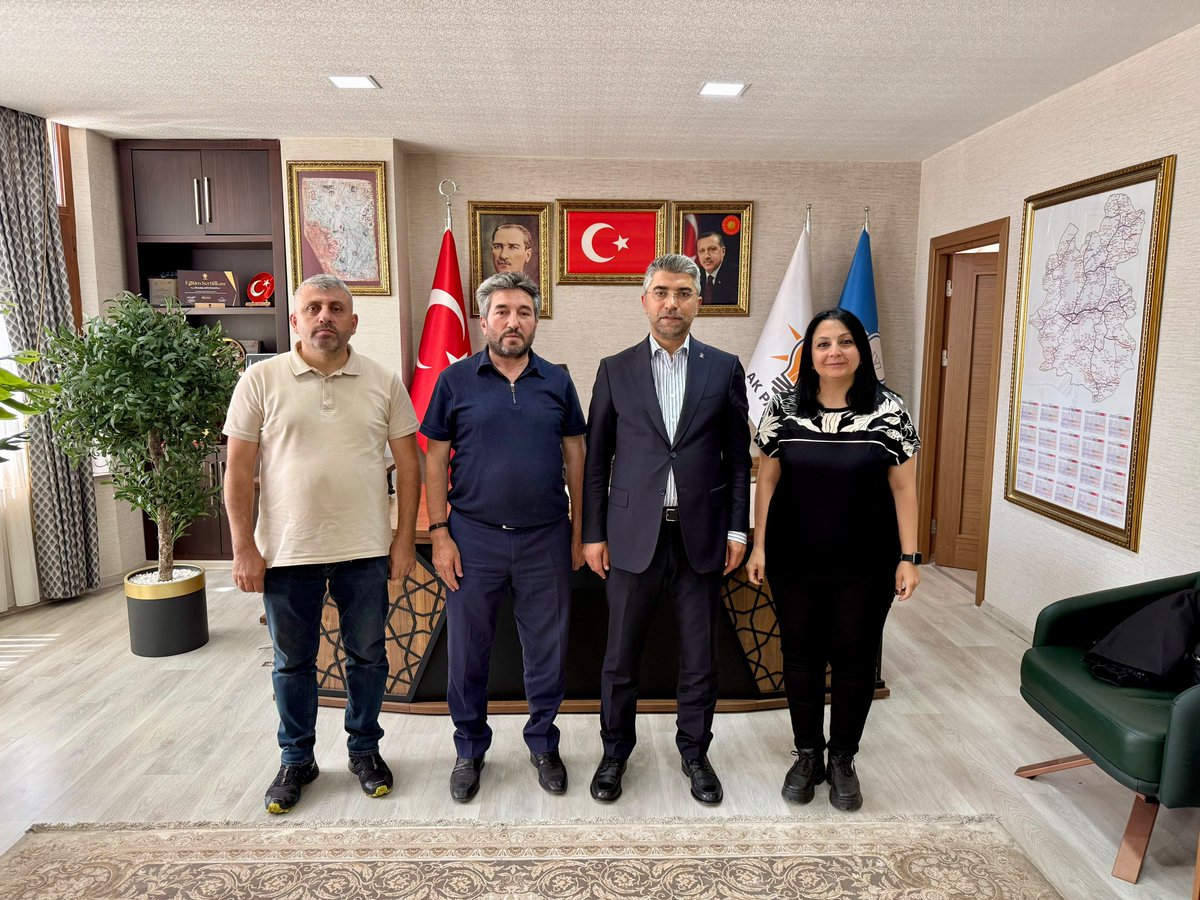 avibrahimK's tweet photo. AK Parti Erzurum İl Başkanlığımızda, Memur-Sen Erzurum İl Başkanı Sn. Mustafa Karataş ve kıymetli ekibini misafir ettik.

Nazik ziyaretleri için kendilerine teşekkür ediyorum. https://t.co/RCFBD2MG78