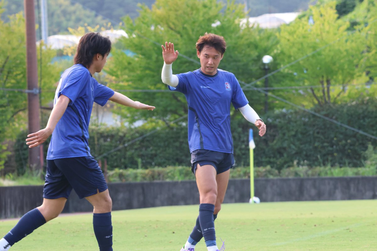 katallertoyama's tweet photo. 本日のトレーニングマッチ結果報告💪
🆚#東海大学付属静岡翔洋高校
🔢9-0
(1本目：5-0、2本目：3-0、3本目：1-0)

⚽得点者⚽
1本目
4分：#布施谷翔 選手
12分：#植田啓太 選手
21分：#西矢慎平 選手
23分：#亀田歩夢 選手
29分：#古川真人 選手

2本目
13分：#キムテウォン 選手
23分：#坪井清志郎 選手
29分：キムテウォン 選手

3本目
4分：#中島裕希 選手

詳細👇
https://t.co/8VcnMjLjP4
※写真は随時更新していきます

#カターレ富山