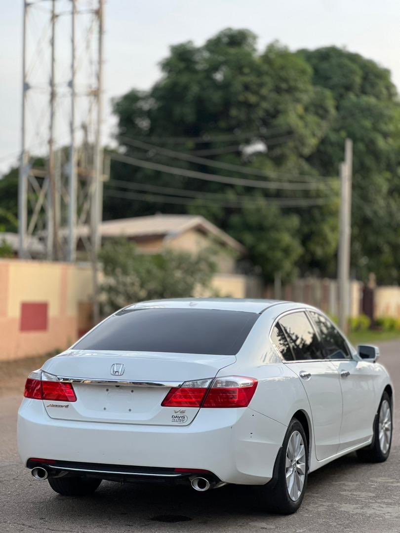 ABMOTORS_NG's tweet photo. FOREIGN USED🚨
FULL 2014 HONDA ACCORD V6🔥
-Accident Free 
-untampered engine and gear 
-Clean interior 
-Keyless 
-Double-Screen 
-original Duty✅
📍KADUNA 
💰12.5M
📞07068404450 https://t.co/OpPaHvr9u2