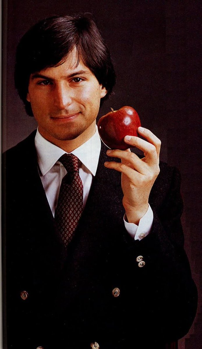 AlfredMENDY8's tweet photo. Le grand STEVE JOBS 🔥🔥🔥 https://t.co/3cInFlw6UG