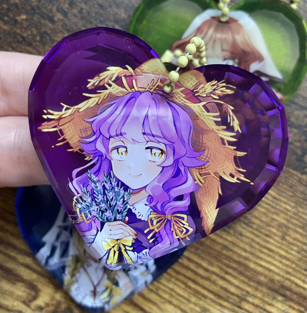 lunardevo's tweet photo. Liebesbeweis… 😭💜💚💙 https://t.co/HmQUZfEFrm
