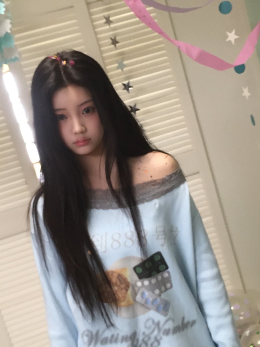 illit_planet's tweet photo. バブみがあるウォニ好き

#illit https://t.co/ytxYN7Uek6