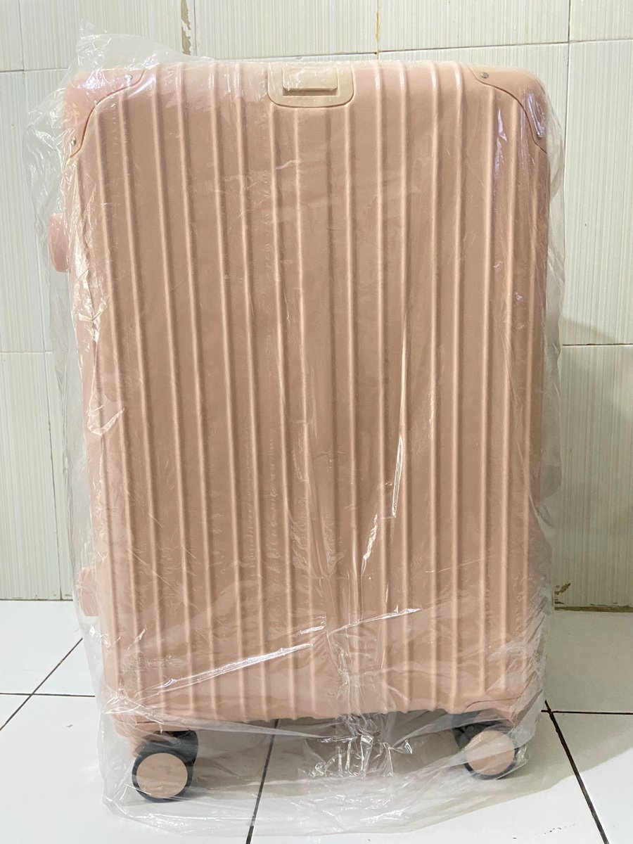 veyszz_'s tweet photo. wts koper 24 inch warna pink, dijual karna kebesaran harga beli 305k jual 280k aja bisa oren ya exc adm oren aja, bisa manual juga 

#zonauang https://t.co/hTSjOZ3Z5U