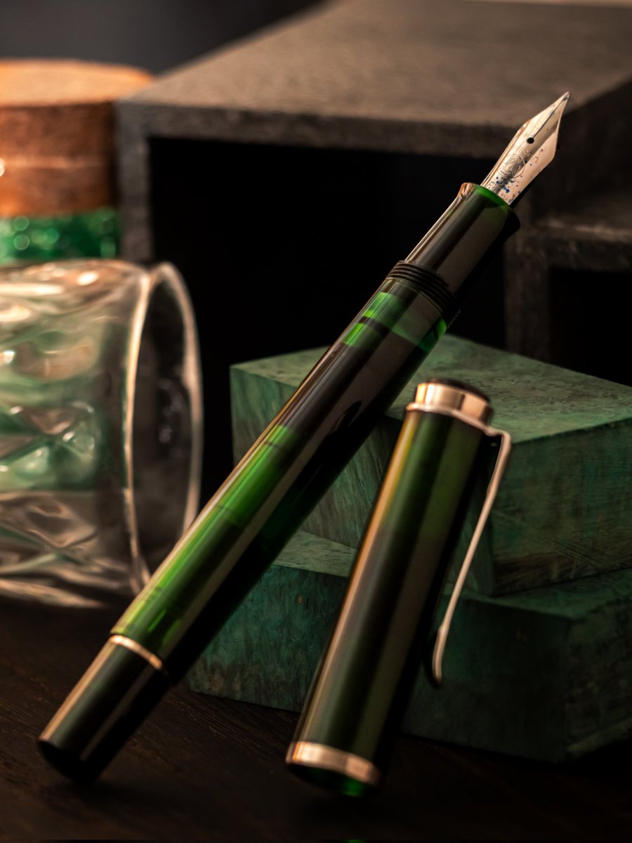 lathe_turn's tweet photo. Pelikan M205
#stationery https://t.co/ozFxpKJHU3