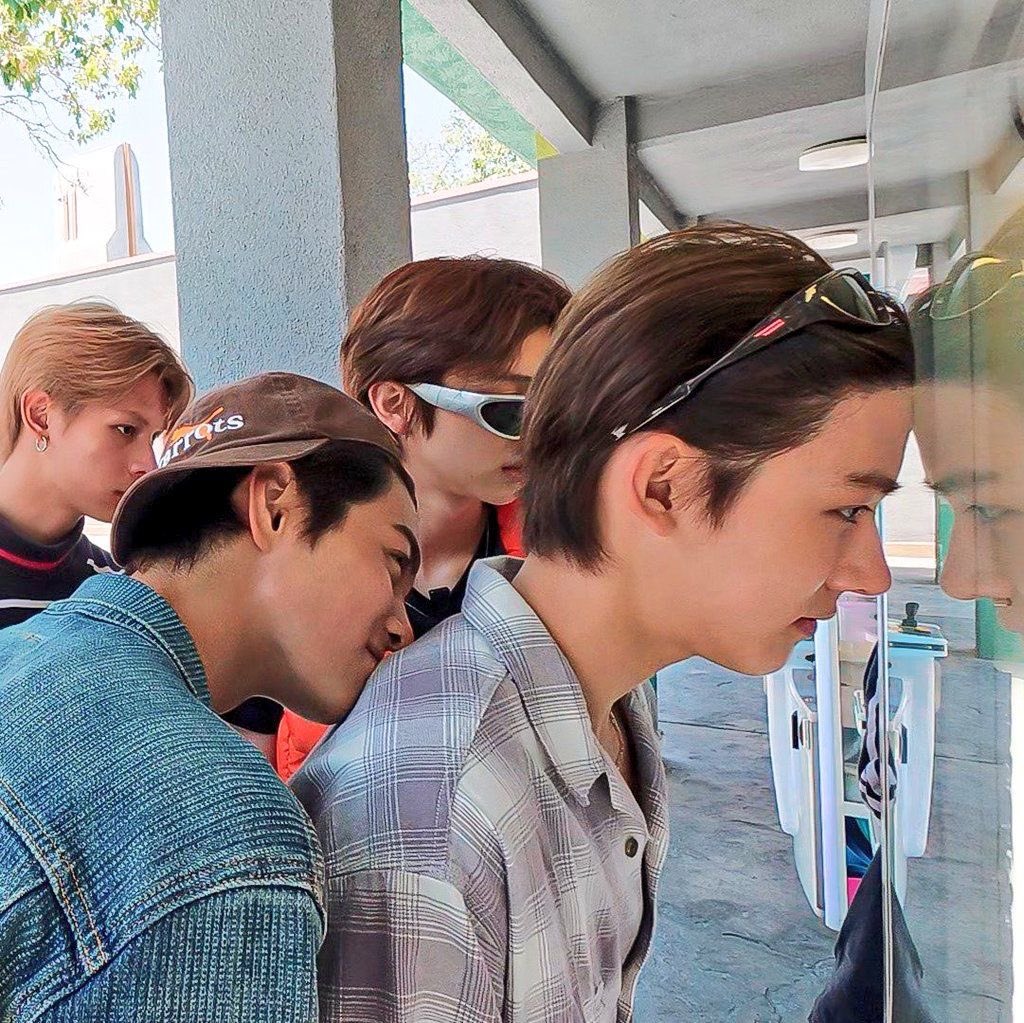 09twinss's tweet photo. https://t.co/5JhYYHNqc4