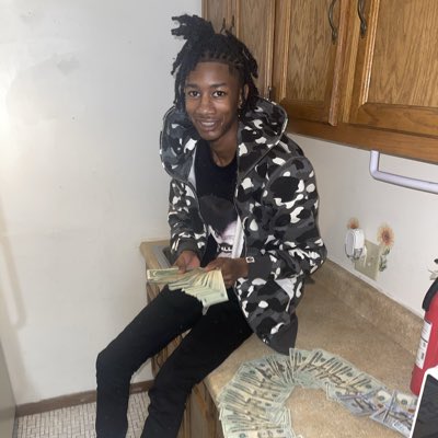 MiahB2235's tweet photo. #NewProfilePic https://t.co/25WNY2KVm0