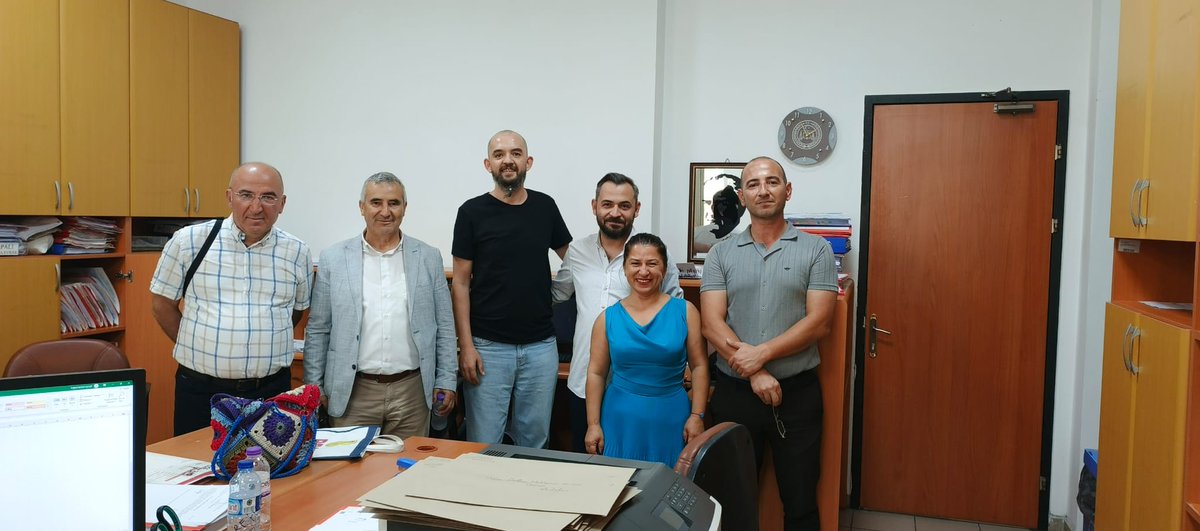 BESAntalya's tweet photo. Genel Sekreterimiz Sedat Suna, Hukuk Sekreterimiz Cengiz Yılmaz, Basın Yayın Sekreterimiz Yılmaz Tuluk ve Şube Yönetim Kurulu üyelerimizle birlikte Antalya Adliyesindeki büro emekçilerini ziyaret ettik. https://t.co/yWMDTlwNxp